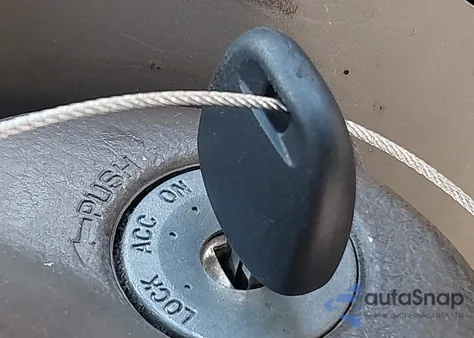 2004 Toyota Corolla Ce z USA, uszkodzony, nr VIN JTDBR32E942047112